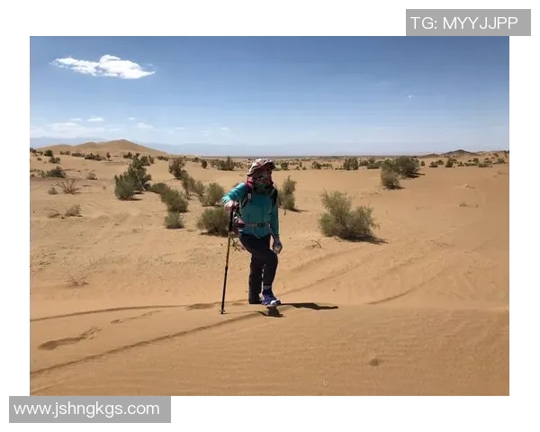 深度对话：杨静在CSGO世界中的成长与挑战之旅